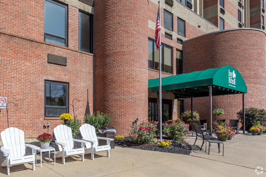 More Photos Of 800 Highland Ave, Covington Assisted Living For Sale