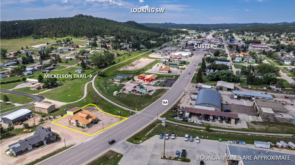 More Photos Of 1100 Mount Rushmore Rd, Custer Flex For Sale