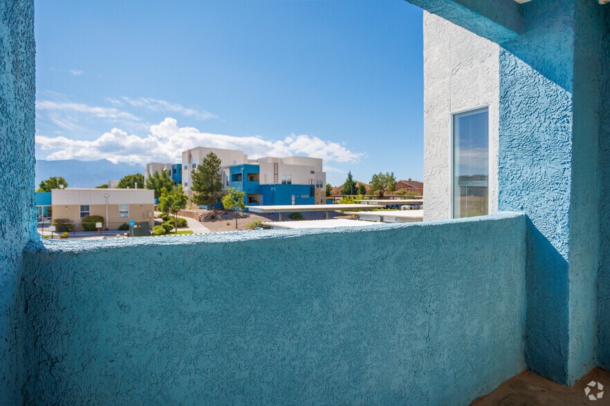 More Photos Of 4401 Safelite Blvd NE, Rio Rancho Apartments For Lease