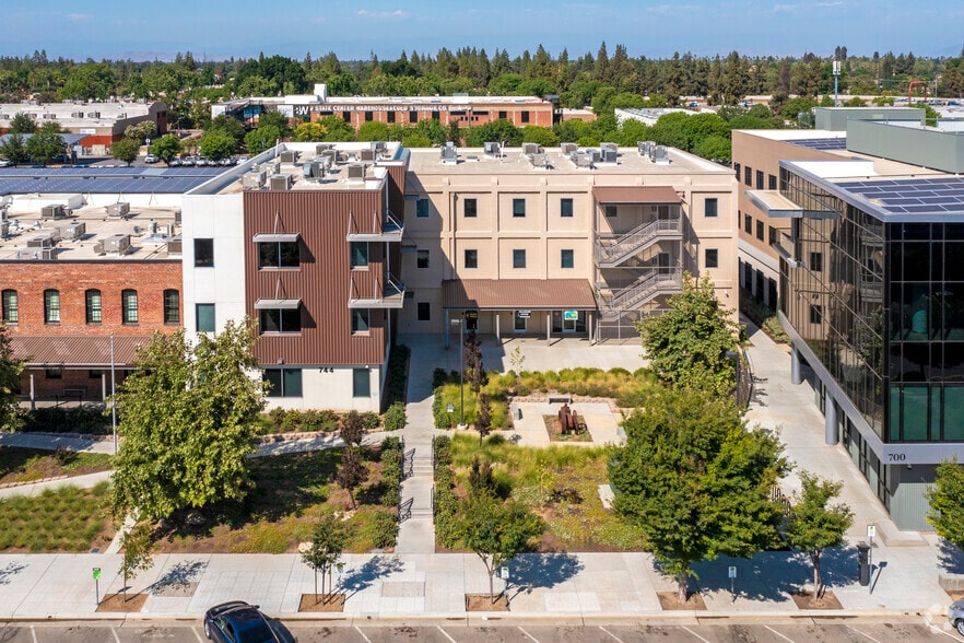 More Photos Of 744 P St, Fresno Office For Lease