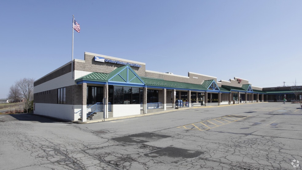 Primary Photo Of 400-650 Penn Lincoln Dr, Imperial General Retail For Lease