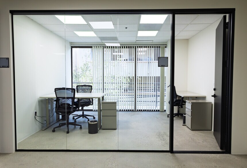 More Photos Of 1964 Westwood Blvd, Los Angeles Coworking Space
