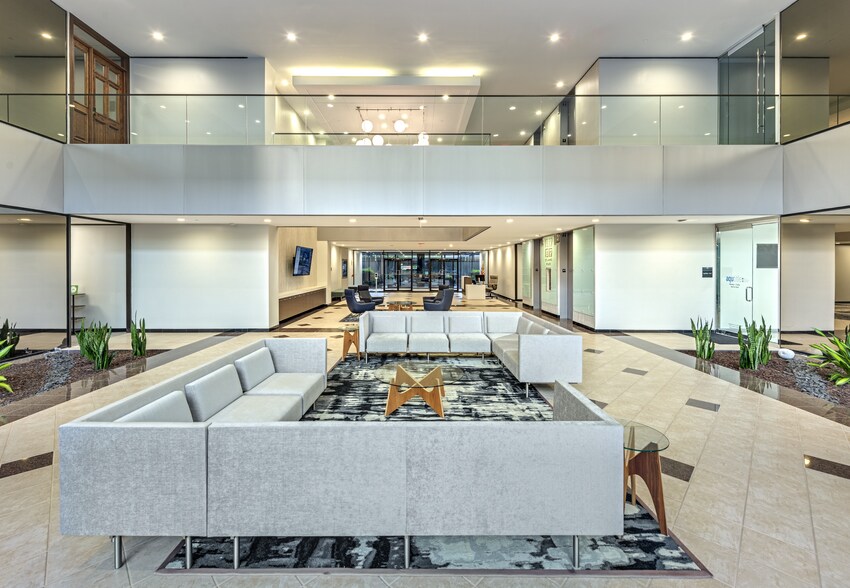 More Photos Of 1717 St. James Place, Houston Office For Sale