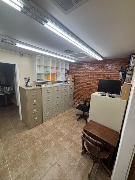 More Photos Of 1010 W Main St, Collinsville Storefront Retail Office For Sale