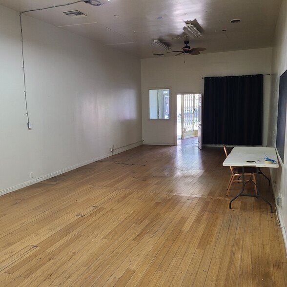 More Photos Of 318-322 S Market St, Inglewood Storefront For Sale