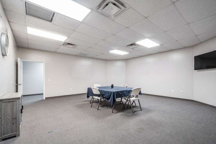 More Photos Of 18410 FM 1314 Rd, Conroe Lodge Meeting Hall For Sale