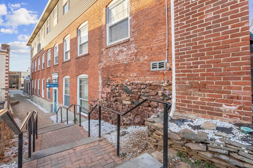More Photos Of 51 N Main St, Southington Office For Lease