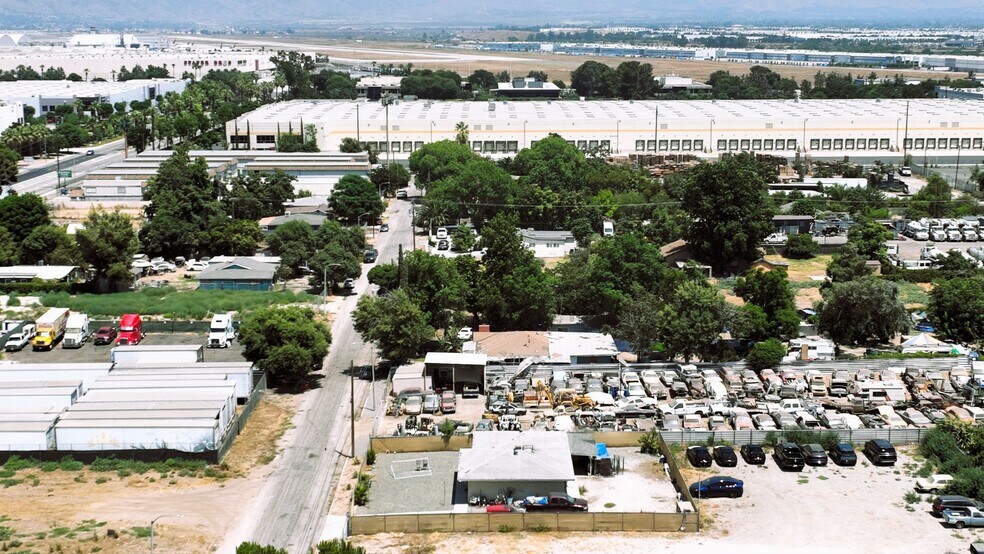 More Photos Of 771 San Jacinto St, San Bernardino Distribution For Sale