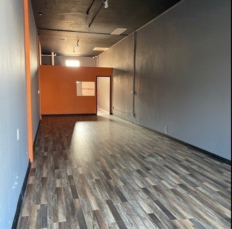 More Photos Of 6426 Lankershim Blvd, North Hollywood Storefront Retail Office For Lease