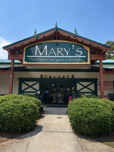 More Photos Of 4860 Atlanta Hwy, Bogart General Retail For Sale