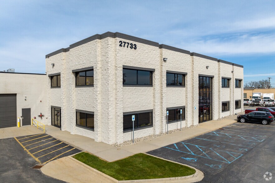 Primary Photo Of 27733 Groesbeck Hwy, Roseville Warehouse For Sale