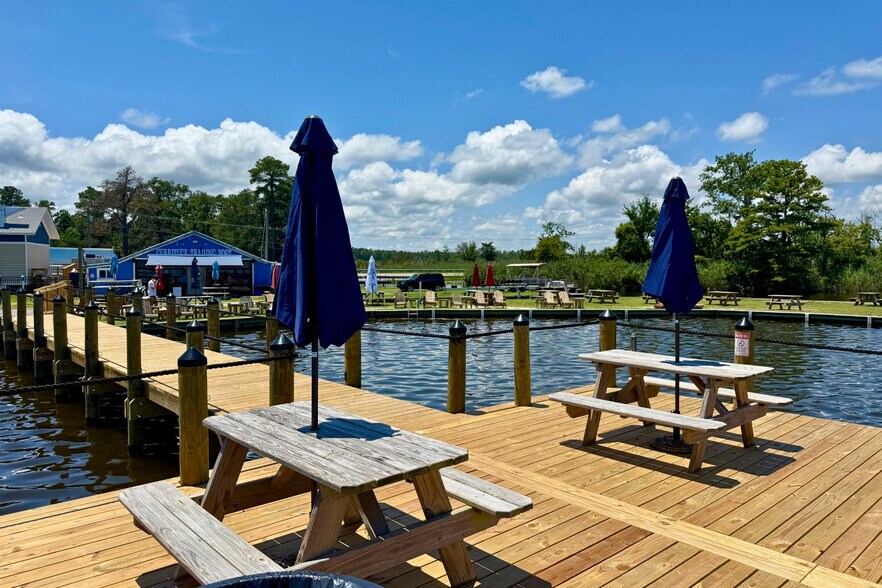 More Photos Of 3581 Caratoke Hwy, Maple Land For Sale