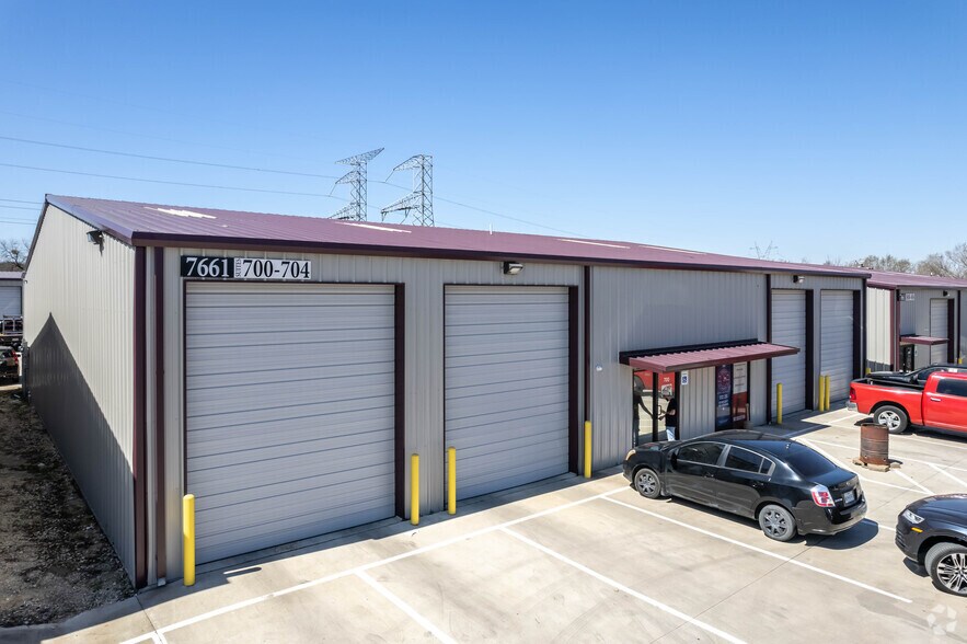 Primary Photo Of 7661 Rendon Bloodworth Rd, Mansfield Unknown For Lease