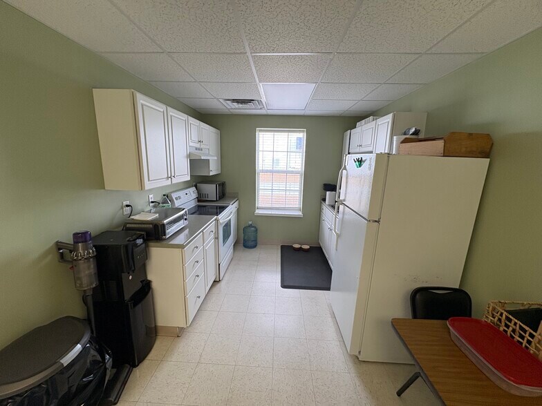 More Photos Of 11375 US-701 Hwy, Elizabethtown Refrigeration Cold Storage For Sale