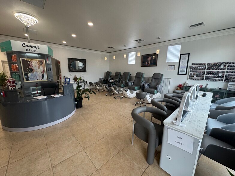 More Photos Of 219 South St, Hollister Storefront Retail Residential For Lease