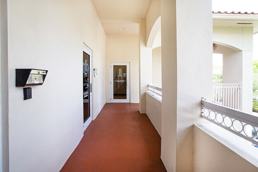 More Photos Of 2883 Executive Park Dr, Weston Office For Sale