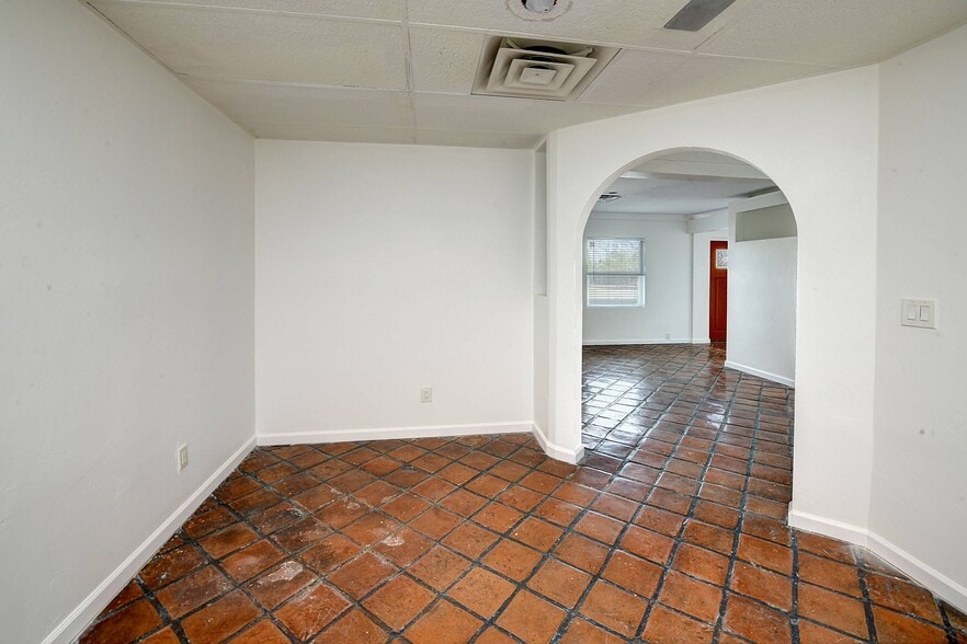 More Photos Of 3854 E Fort Lowell Rd, Tucson Freestanding For Sale