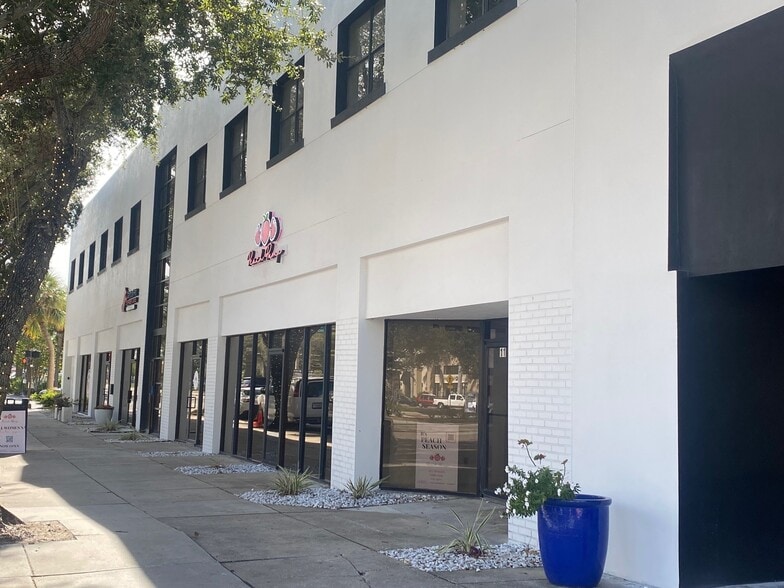 Primary Photo Of 25 Dr Martin Luther King Jr St, Saint Petersburg Storefront For Lease