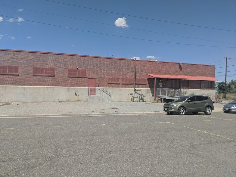 More Photos Of 5395 E 39th Ave, Denver Warehouse For Sale