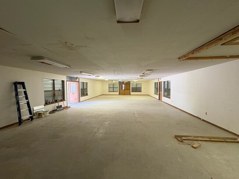 More Photos Of 192 S Wren Ln, Robertsdale Self Storage For Sale