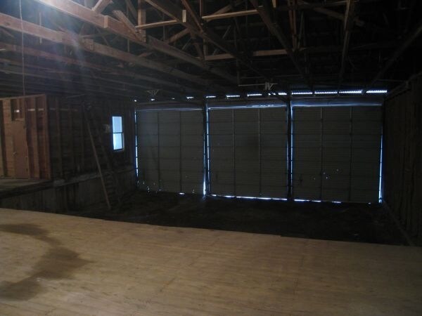 More Photos Of 1503 Avenue G, Rosenberg Warehouse For Lease