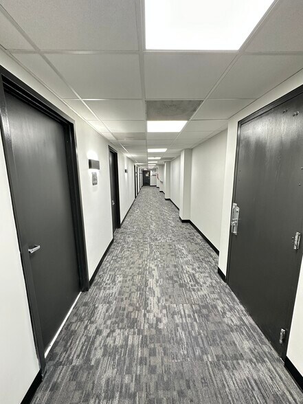 More Photos Of 1893 Sheridan Rd, Highland Park Medical For Lease