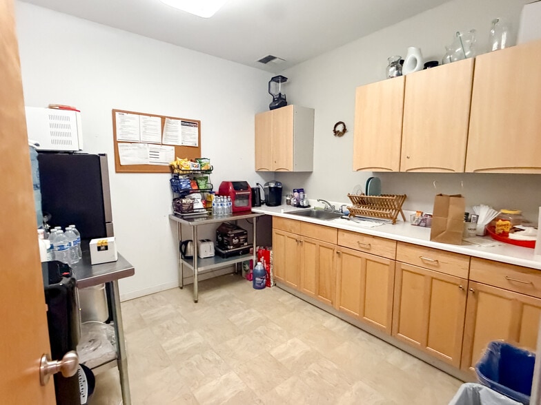 More Photos Of 126 Fern St, Santa Cruz Service For Sale
