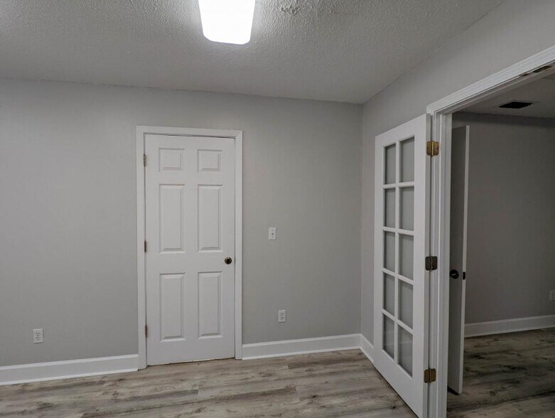 More Photos Of 225 Main St, Destin Office Residential For Lease