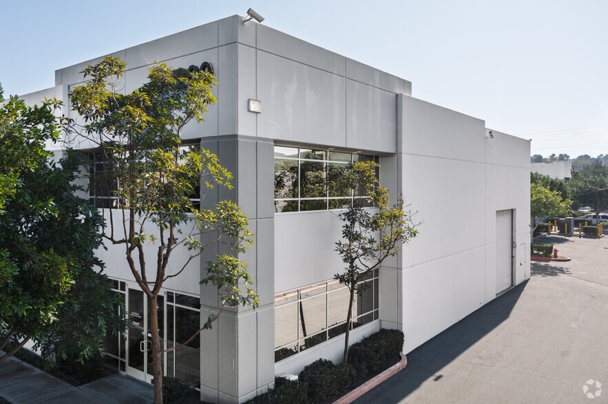 Primary Photo Of 200 Goddard, Irvine Research And Development For Sale
