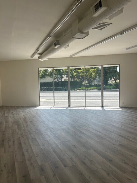 More Photos Of 19430-19432 Pioneer Blvd, Cerritos Storefront Retail Office For Lease