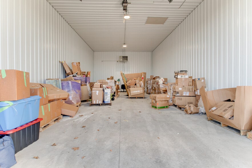More Photos Of 5773 E Main Street Rd, Batavia Warehouse For Lease