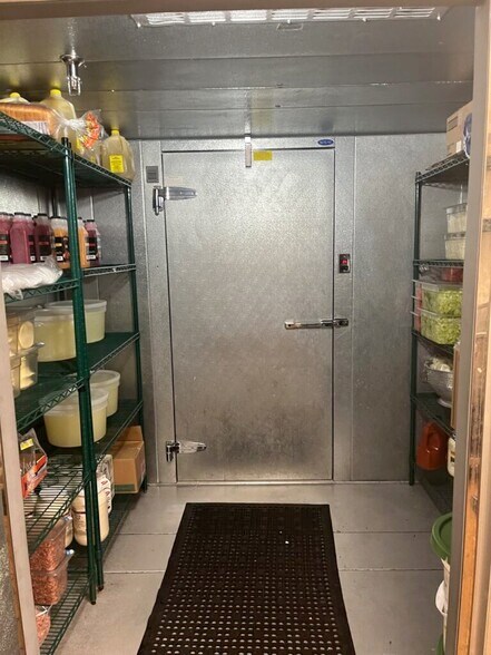 More Photos Of 400 Ernest W Barrett Pky NW, Kennesaw Storefront For Lease