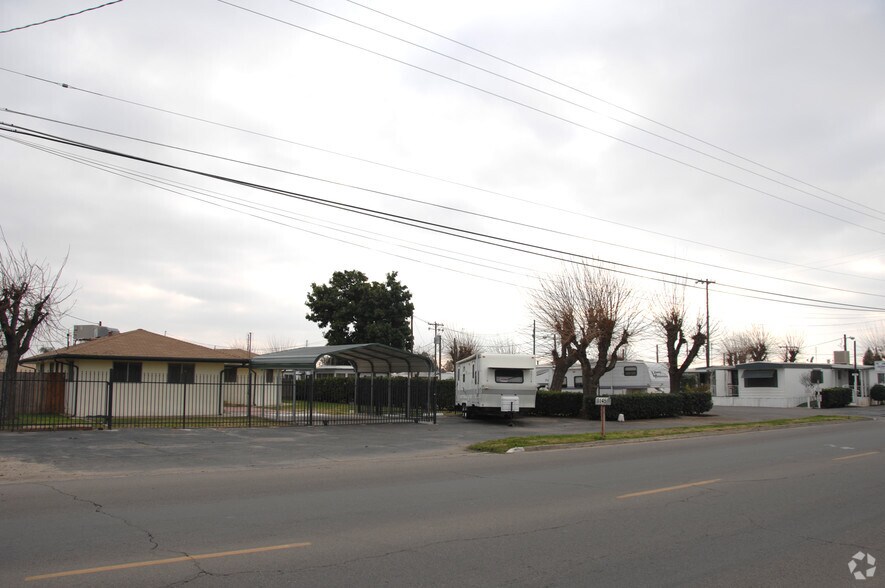 More Photos Of 3147 W Olive Ave, Fresno Manufactured Housing Mobile Home Park For Sale