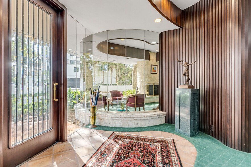 More Photos Of 100-104 Riverside Dr, New Smyrna Beach Office For Sale