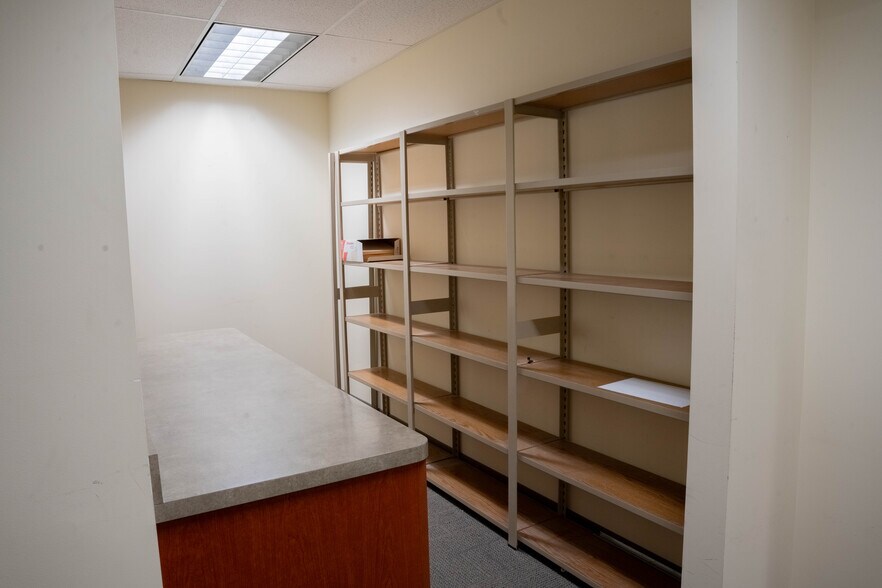 More Photos Of 1021 Watervliet Shaker Rd, Schenectady Office For Lease