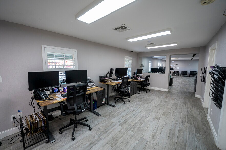 More Photos Of 13026 Cypress North Houston Rd, Cypress Loft Creative Space For Sale