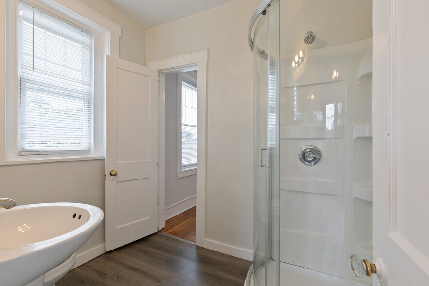 More Photos Of 2400 Barton Ave, Richmond Apartments For Sale