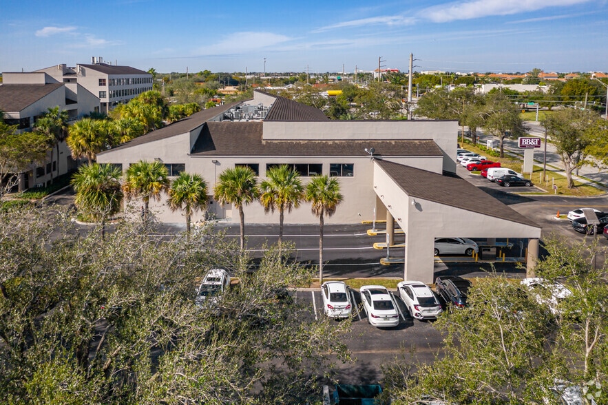 More Photos Of 11400-11440 N Kendall Dr, Miami Unknown For Lease