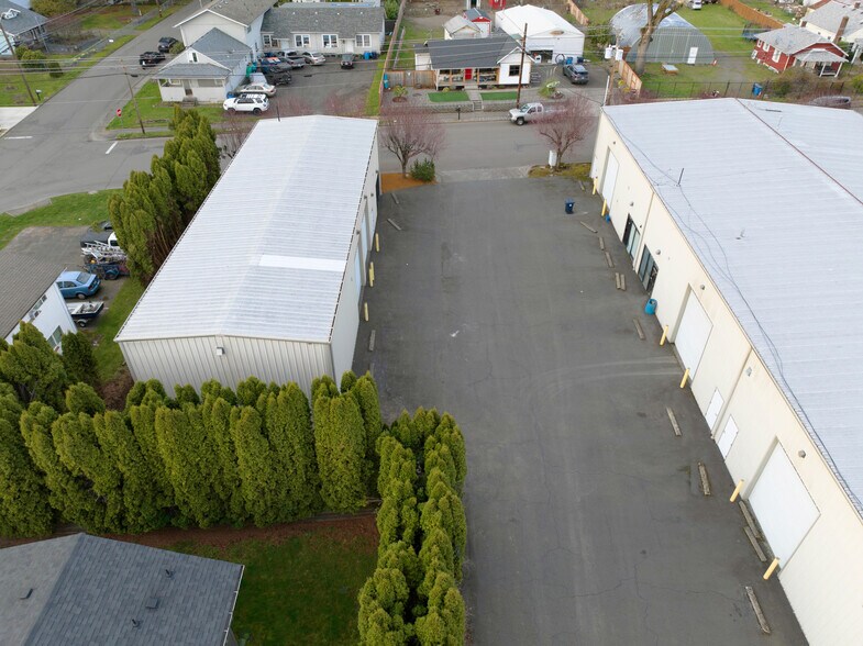 More Photos Of 1718 SE 8th Ave, Camas Warehouse For Sale