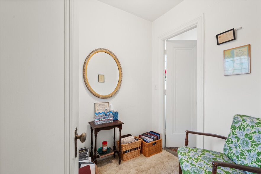 More Photos Of 71 S Washington St, Oxford Religious Facility For Sale