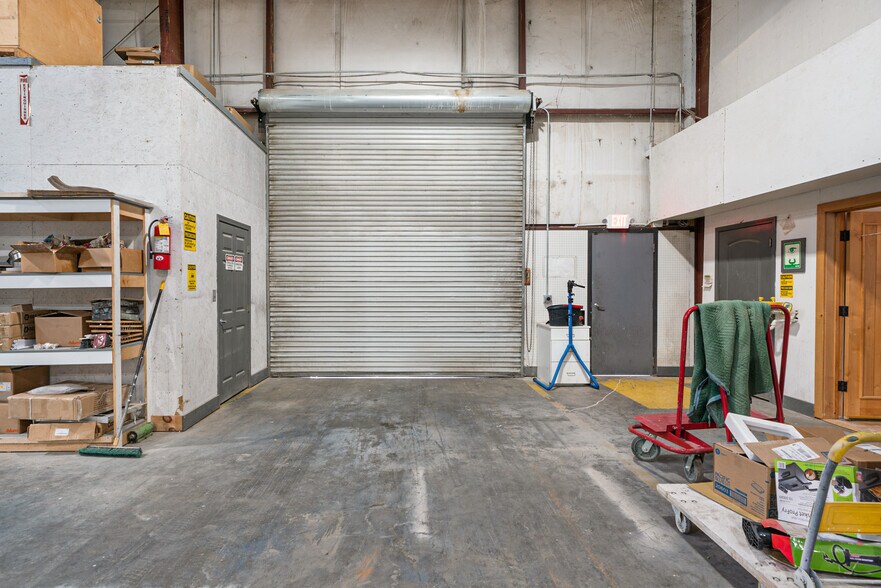 More Photos Of 91 W Hightower Dr, Dawsonville Warehouse For Sale