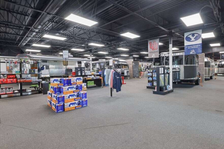 More Photos Of 3131 W 2210 S, Salt Lake City Office For Sale