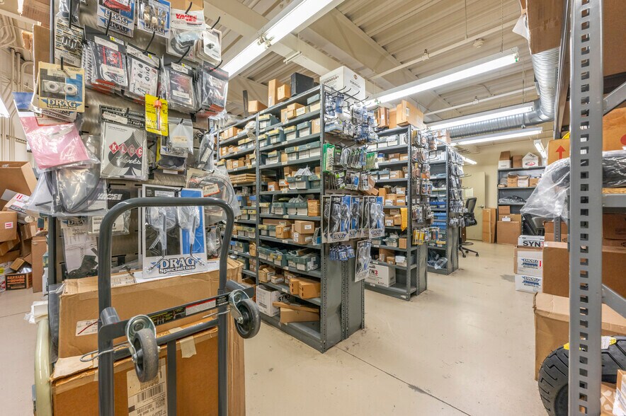 More Photos Of , Danbury General Retail For Sale