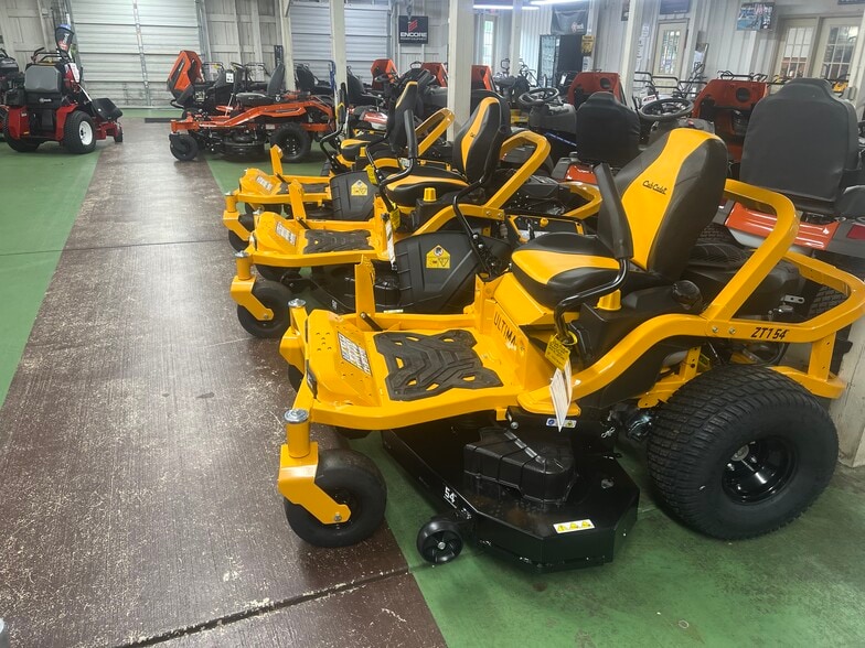 More Photos Of 10190 Old Indian Head Rd, Upper Marlboro Freestanding For Sale