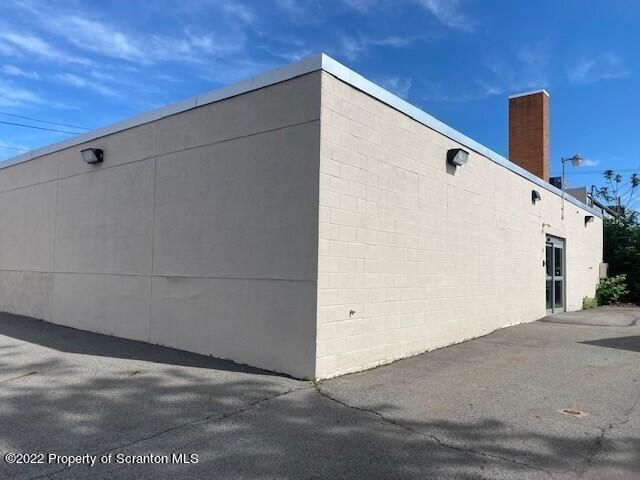 More Photos Of 311 S Blakely St, Scranton General Retail For Sale