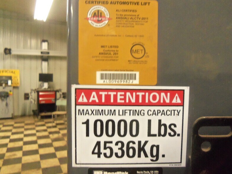 More Photos Of 7544 Rt-31, Lyons Auto Repair For Sale