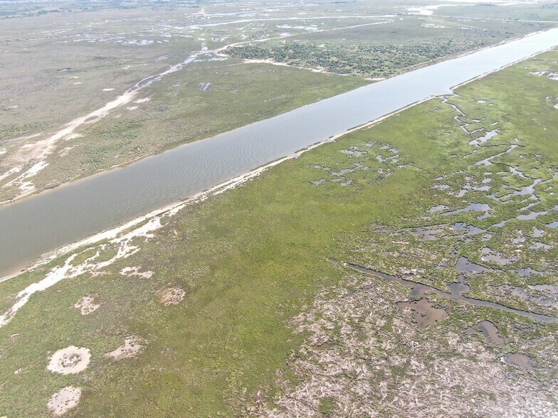 More Photos Of 0 South Redfish dr, Hitchcock Land For Sale