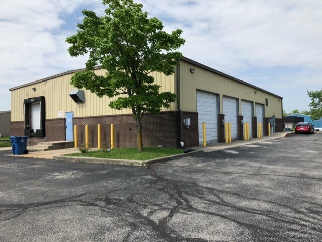 More Photos Of 512 Herriman Ct, Noblesville Warehouse For Lease