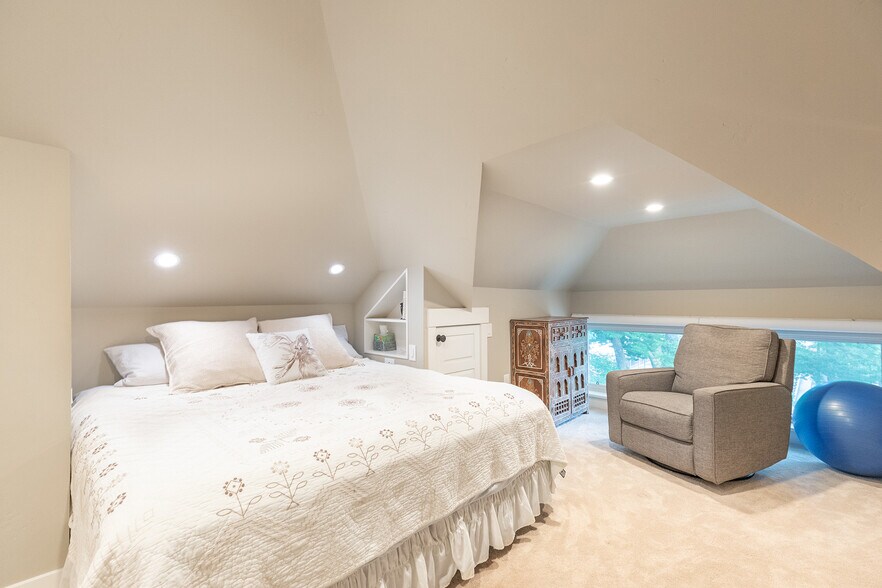 More Photos Of 2220 Capitol Ave, Sacramento Apartments For Sale