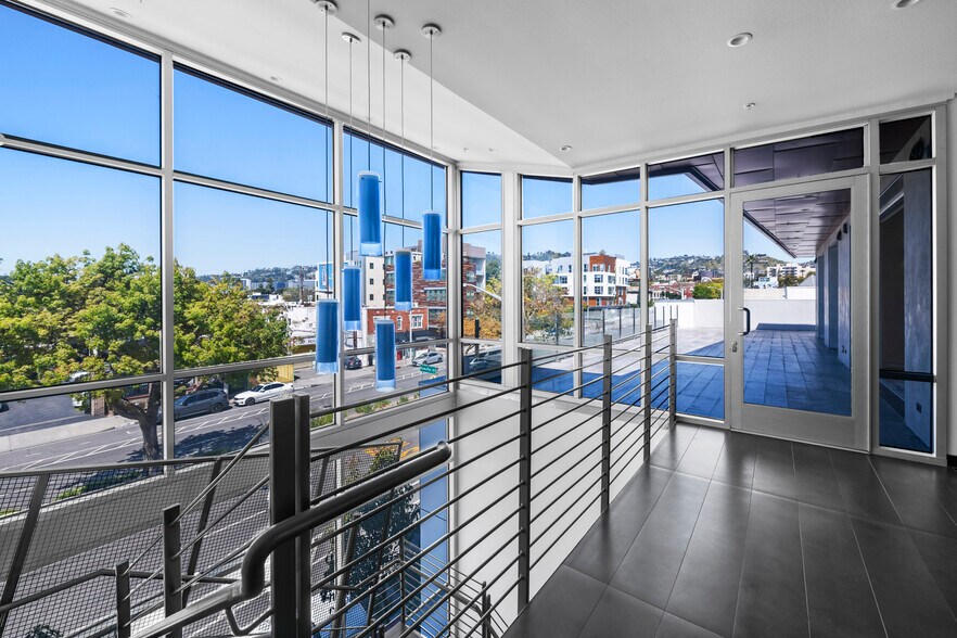 More Photos Of 920 N Fairfax Ave, West Hollywood Loft Creative Space For Sale